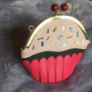 Cupcake purse from Quirky Crate box Kitschy Cute!
